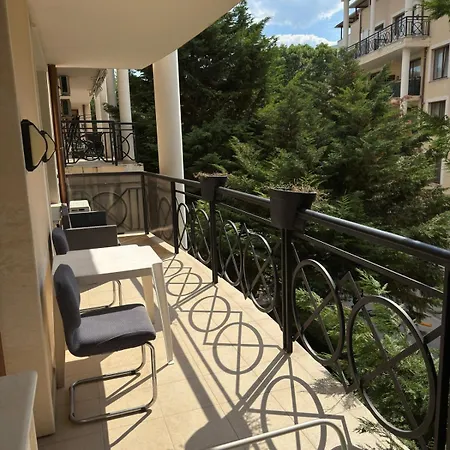 Golden Escape Apartament